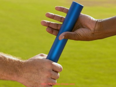 黑白体育直播-收紧大腿线条的健身器材选择与配套训练推荐